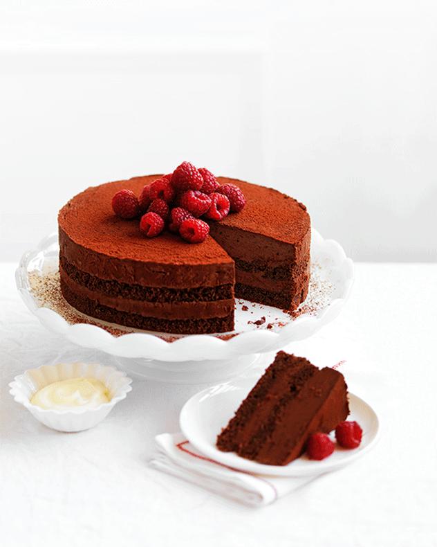 Chocolate Mousse Layer Cake | MiNDFOOD Recipes