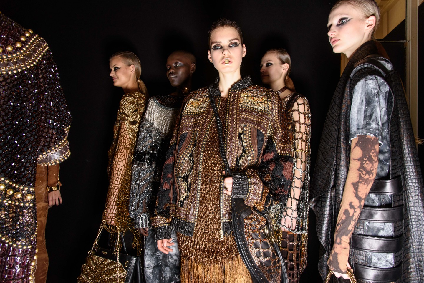 Now you can be part of the Balmain Army | MiNDFOOD | Style