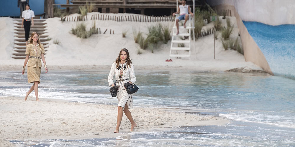 Chanel Goes to the Beach for Spring/Summer 2019 | MiNDFOOD | Style