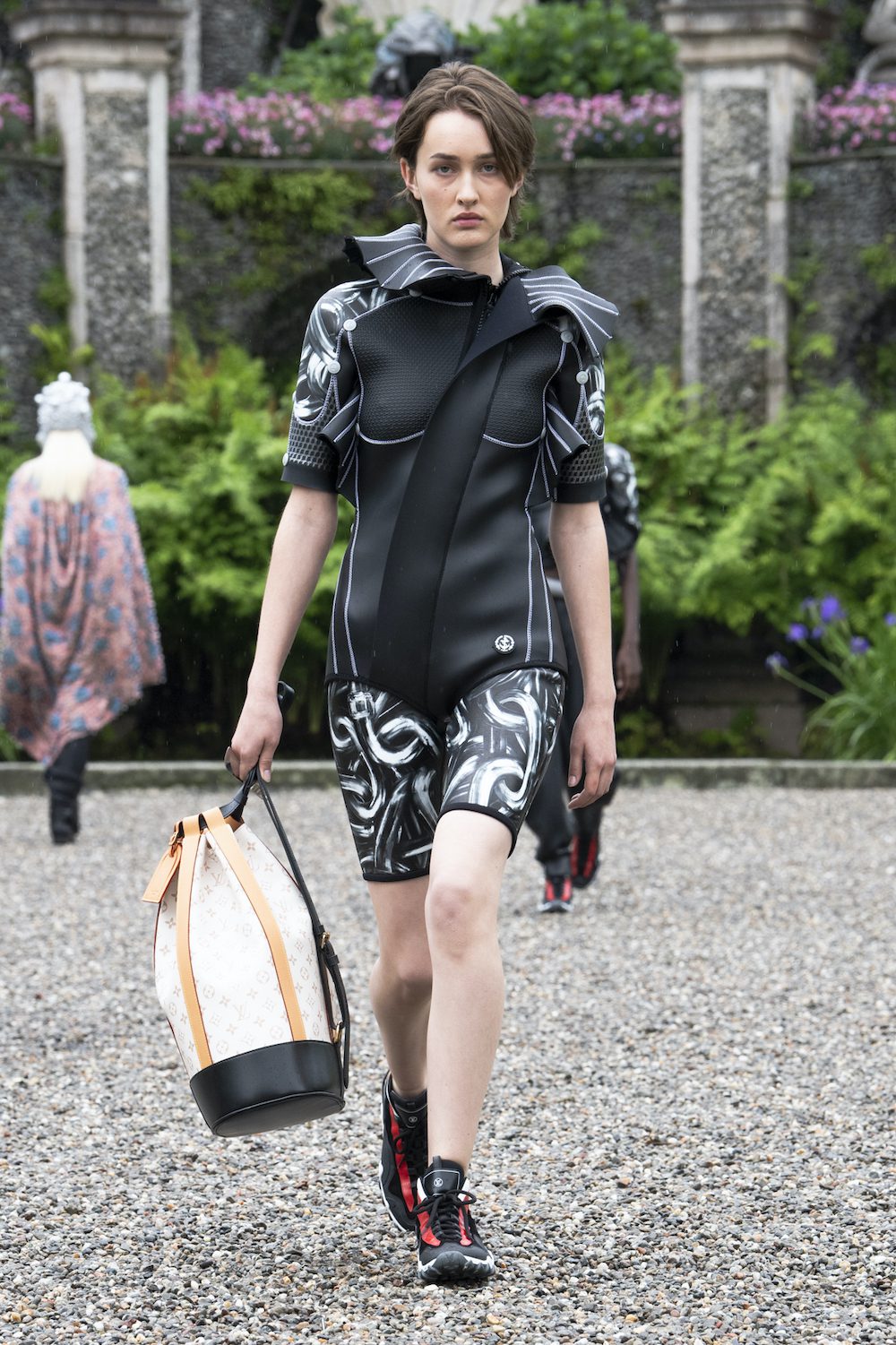 Watch: Louis Vuitton Cruise 2024 collection presented on Isola Bella