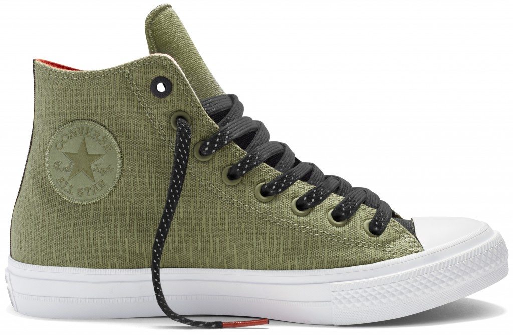 chuck ii shield canvas